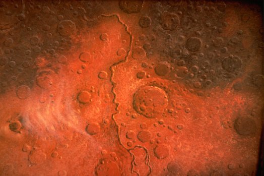 042-Mars-Vertical-View
