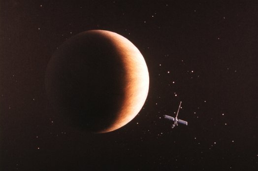 038-Crescent-Venus